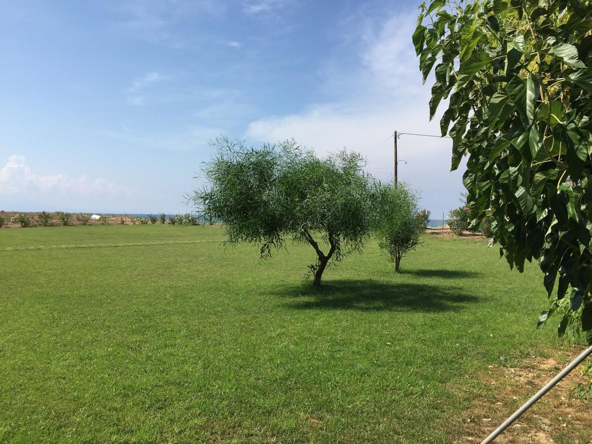Ostria Hotel Kakovatos Beach Zaháro Kültér fotó