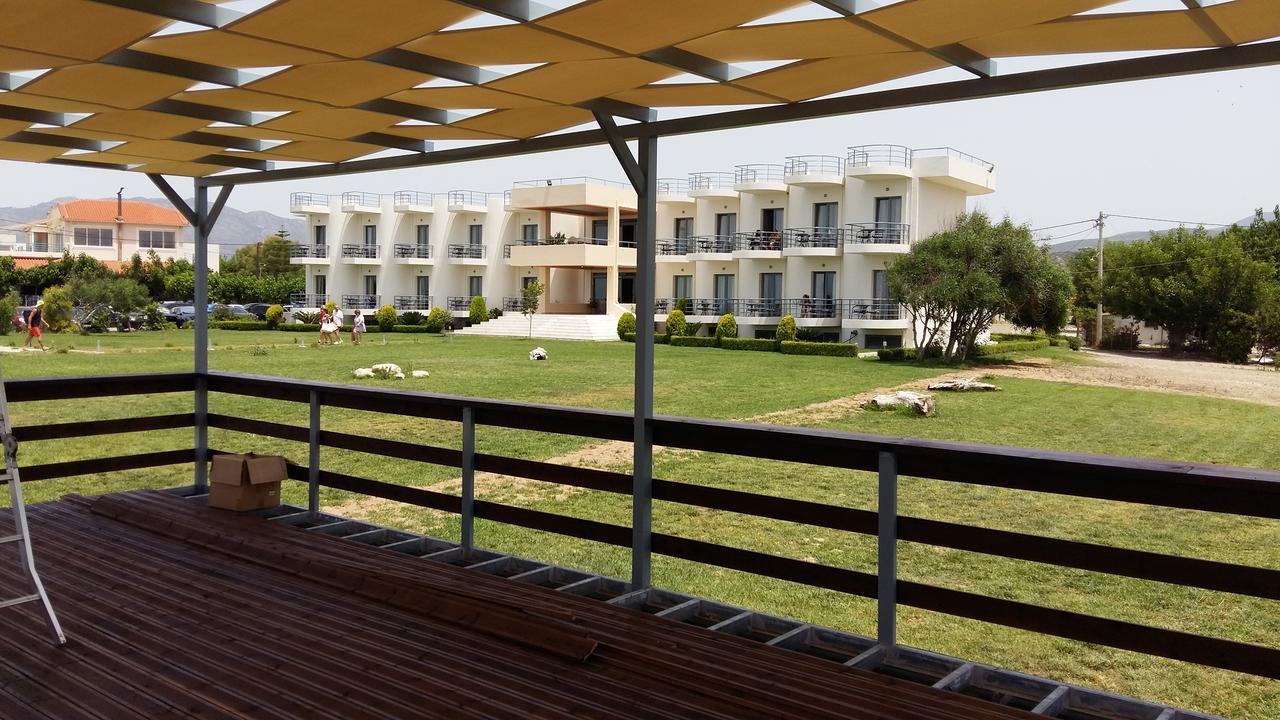 Ostria Hotel Kakovatos Beach Zaháro Kültér fotó
